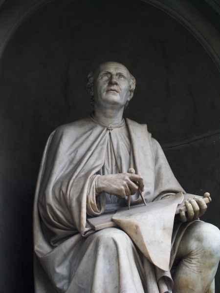 Statua di Filippo Brunelleschi (particolare), Piazza del Duomo, Firenze