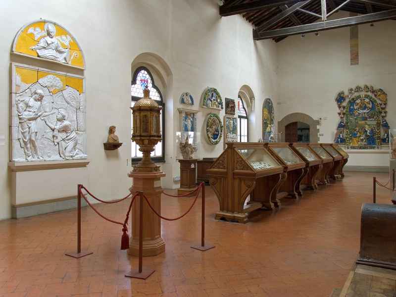 Sala di Giovanni della Robbia nel Museo Nazionale del Bargello, Firenze