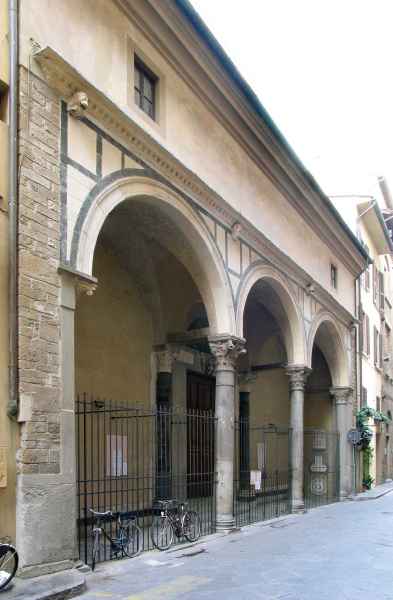 Facciata della chiesa di San Jacopo Soprarno, Firenze