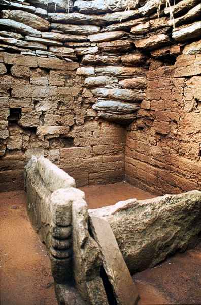 Tomba, Necropoli etrusca di Baratti, Populonia