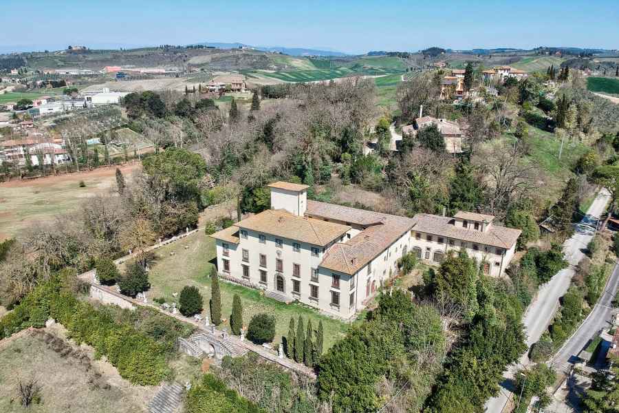 La villa di Cambiano, Castelfiorentino