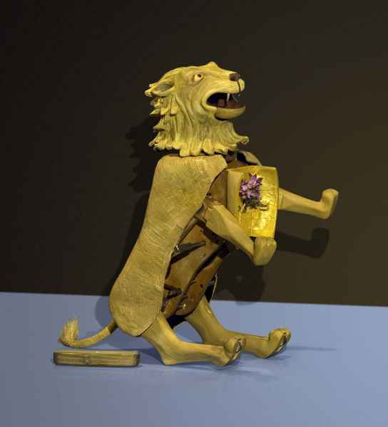 Modello di leone meccanico ricostruito da studi di Leonardo da Vinci