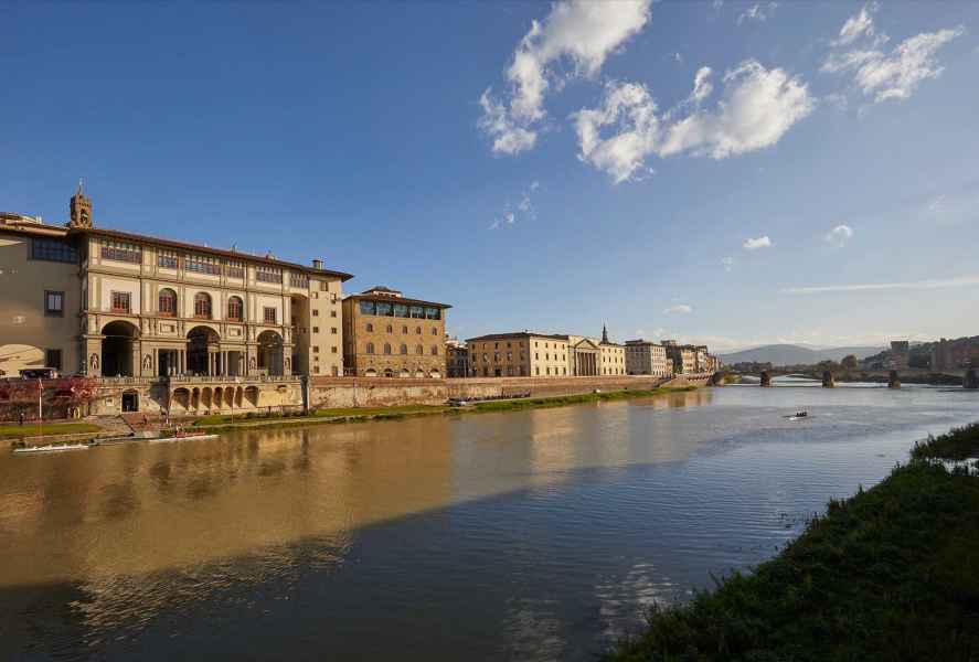 Gallerie degli Uffizi, Museo Galileo, Camera di Commercio e Ponte alle Grazie, Firenze