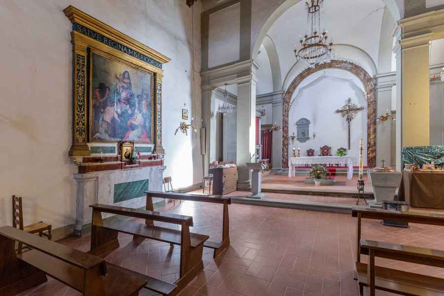 Interno della Chiesa di San Giovanni Battista a Varna, Gambassi Terme
