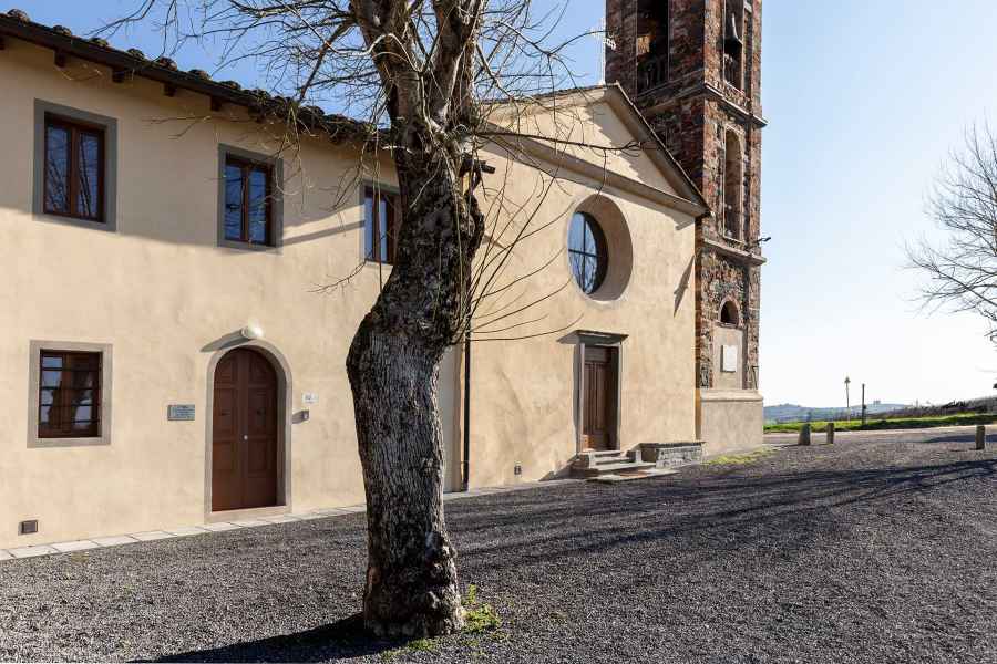 Façade of the church of San Bartolomeo a Streda, Vinci