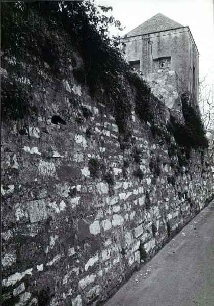 Walls with bretèche. Project by Nanni Ungaro, realized by Giovanni Camerini, 1543