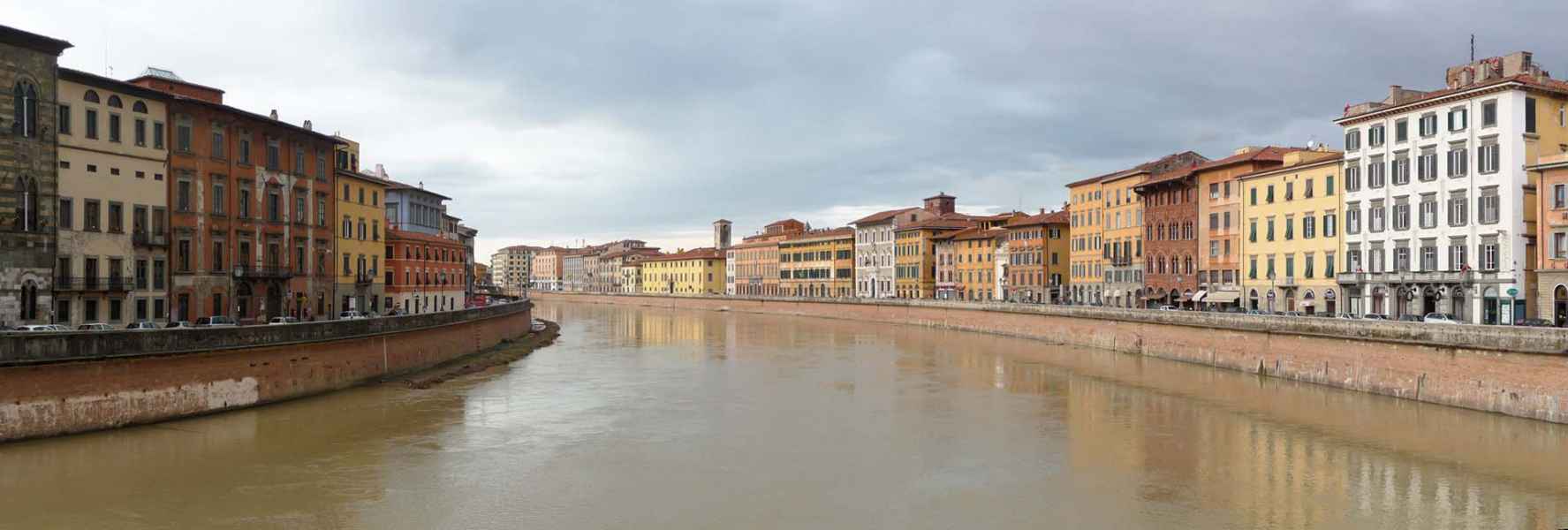 View of the Arno river from Ponte di Mezzo, Pisa