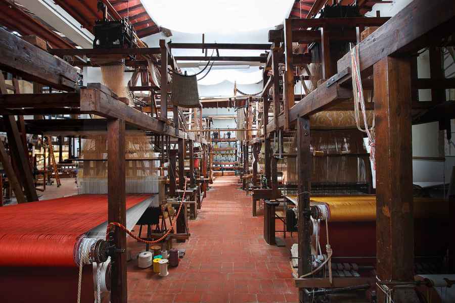 Looms of the Ancient Florentine silk manufactory