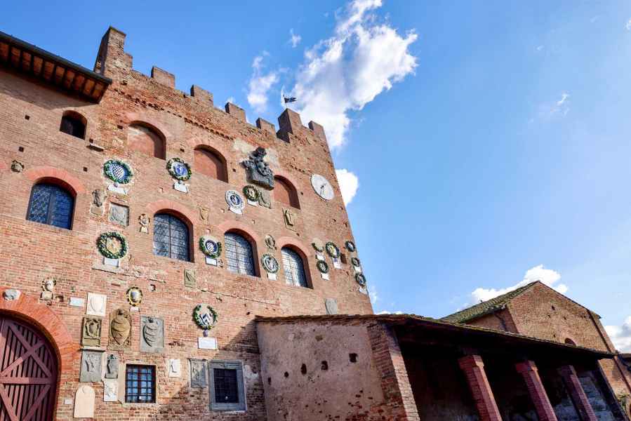 Façade of Palazzo Pretorio, Certaldo