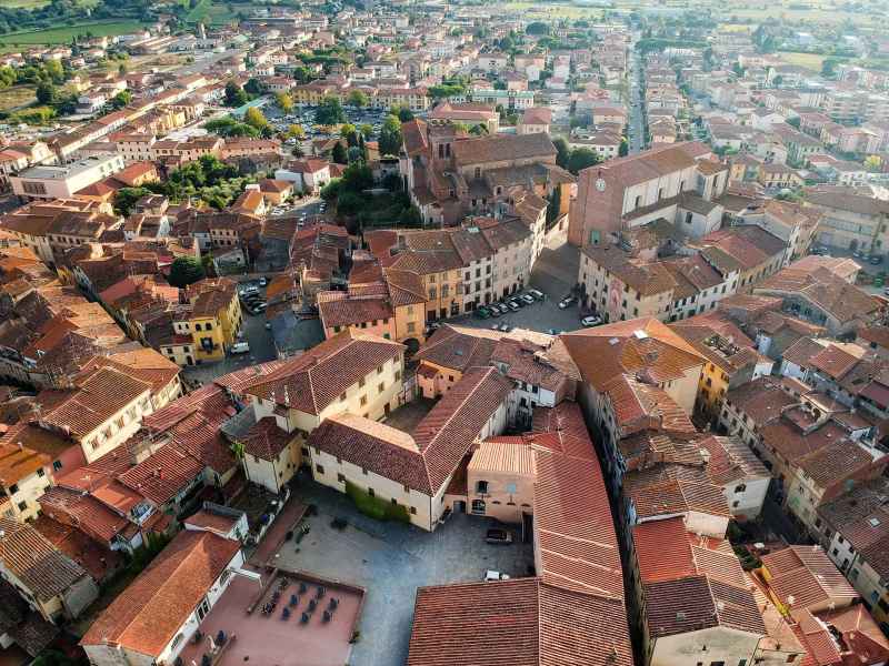 View of Fucecchio with the piazza Vittorio Veneto
